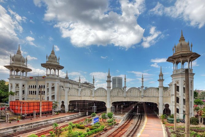 Kuala Lumpur Half-day City Tour - Merdeka Square and Sultan Abdul Samad Building