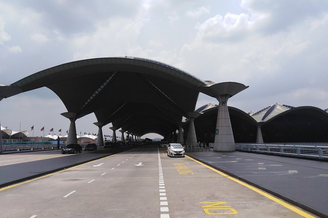 Kuala Lumpur International Airport (KLIA)Transfer - What happens at pickup