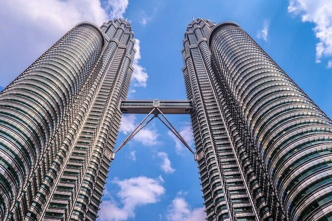 Kuala Lumpur Malacca River Cruise and Historical Tour with Lunch - Peranakan lunch and the Malacca River