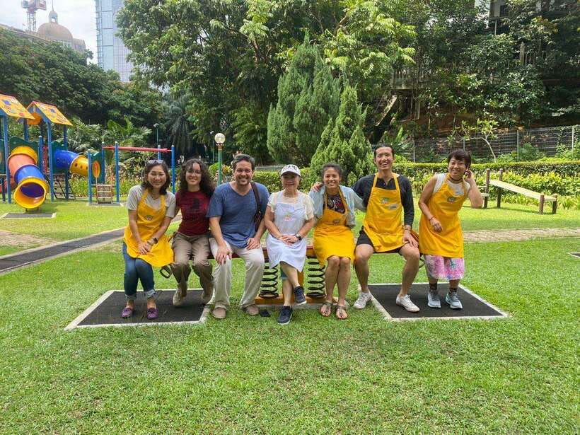 Kuala Lumpur: Malaysian Cooking Class with Market Tour - From market stalls to LaZat Cooking School