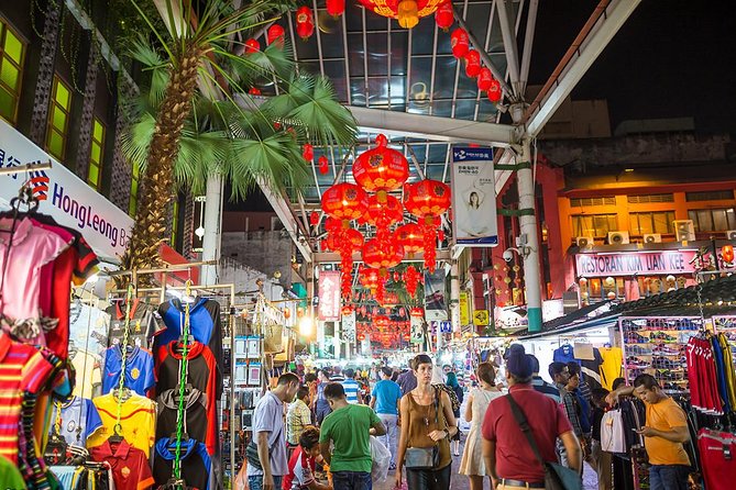 Kuala Lumpur Night Tour - Petaling Street gives you the evening’s strongest street scene