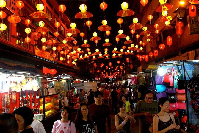 Kuala Lumpur Night Tour - KLCC is the payoff, especially after dark