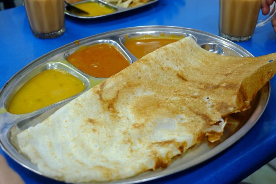 Kuala Lumpur: Nightlife Street Food Tour with 6 Tastings - Chinatown supplies the main evening meal