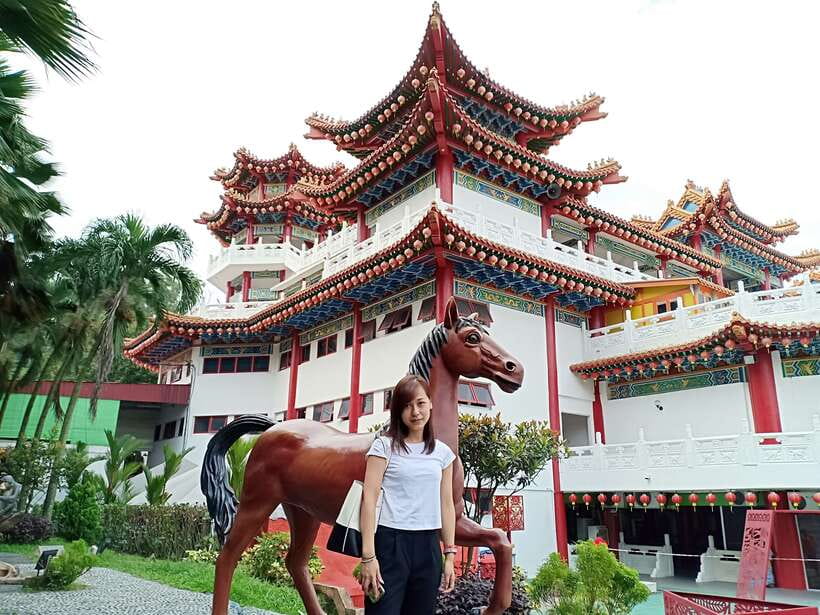 Kuala Lumpur: Private Batu Cave, National Mosque Tour, Lunch - Is $56 a good value?