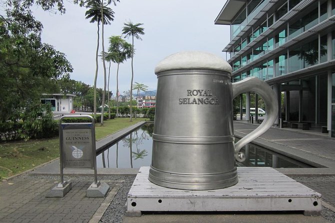 Kuala Lumpur Private City Highlights Tour - Royal Selangor: Pewter, Craft, and a Different Side of Malaysia