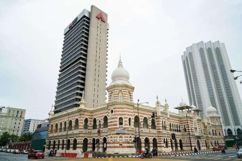Kuala Lumpur: Private custom walking tour with a local guide - Why a private walk helps in Kuala Lumpur