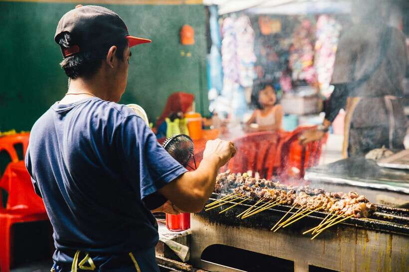 Kuala Lumpur: Private Food Tour – 10 Tastings with Locals - Practical details before you book
