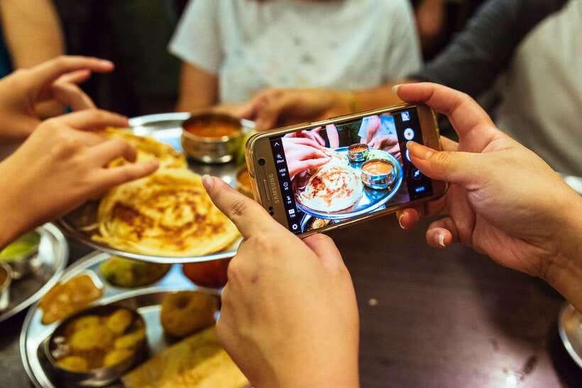 Kuala Lumpur: Private Food Tour – 10 Tastings with Locals - Starting at Central Market and entering old KL