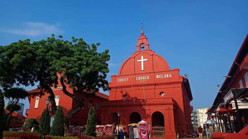 Kuala Lumpur: Private Malacca Night Tour w/Cruise & Trishaw - What $106 buys you