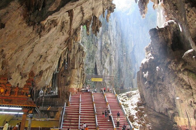 Kuala Lumpur Private Tour to Batu Caves Hotsprings And Waterfalls - Who should book this Batu Caves combination?