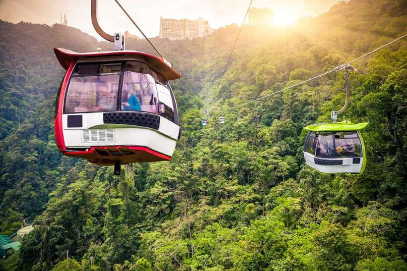 Kuala Lumpur: Private Tour to Genting Highland & Batu Caves - What the private guide adds