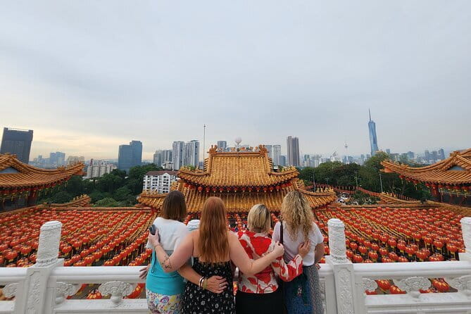 Kuala Lumpur's Famous Spots: Private Day Tour - Starting at the National Mosque