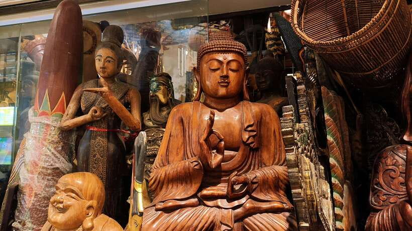 Kuala Lumpur: Sightseeing, Markets, and Food Night Tour - Jalan Alor: save room for the real meal