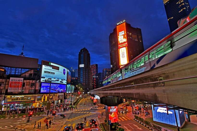 Kuala Lumpur: Sightseeing, Markets, and Food Night Tour - Central Market: an easy opening in the old city
