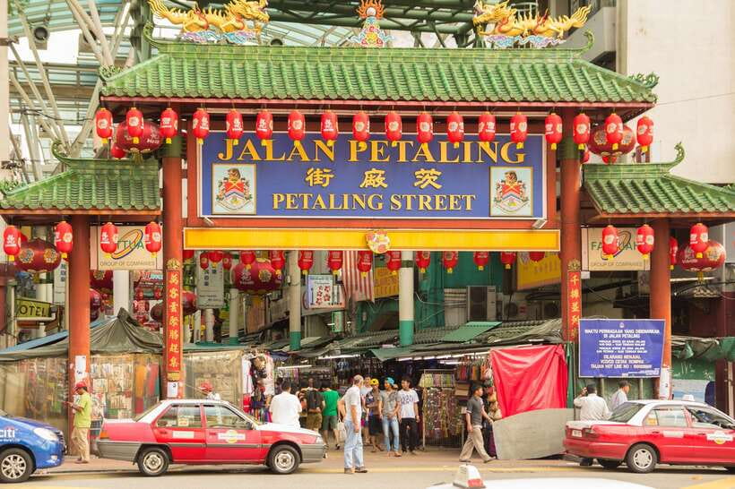 Kuala Lumpur: Street Market Exploration & Shopping Tour - Key things to know before you book
