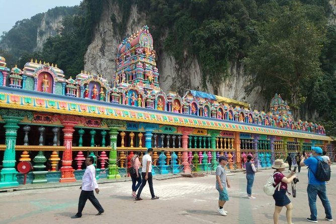 Kuala Lumpur Suburbs Batu Caves Half-Day Tour (SIC/Shared Tour) - The 140-foot Lord Murugan statue sets the scene