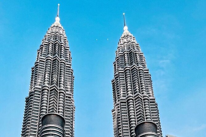 Kuala Lumpur Sunset Evening Cycling Tour - Kwai Chai Hong and Chinatown’s changed face