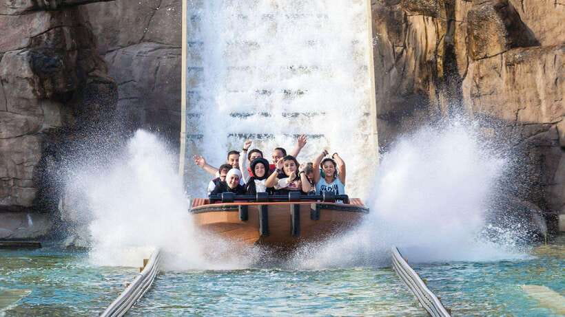 Kuala Lumpur: Sunway Lagoon Theme Park Ticket with Transfer - Key points to know before booking