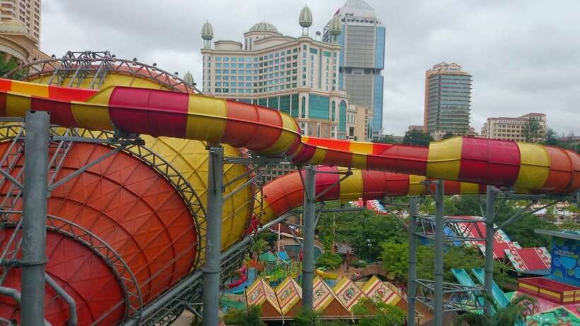 Kuala Lumpur: Sunway Lagoon Theme Park Ticket with Transfer - Extreme Park and the extra charges