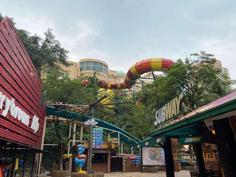 Kuala Lumpur: Sunway Lagoon Ticket & 1-Way Transfer - Booking, cancellation, and the final decision