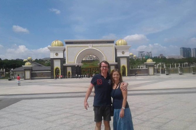 Kuala Lumpur Tour Cruise Excursion from Port Klang - From Boustead Cruise Center to Kuala Lumpur