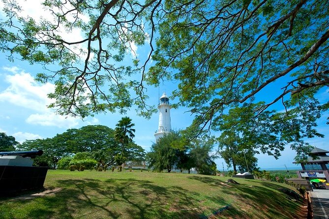 Kuala Selangor Tour from Kuala Lumpur with Fireflies Boat Ride and Seafood Dinner - Seafood dinner at a fishing village