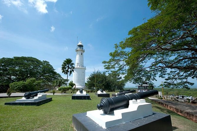 Kuala Selangor Tour from Kuala Lumpur with Fireflies Boat Ride and Seafood Dinner - The royal mausoleum and Selangor’s past