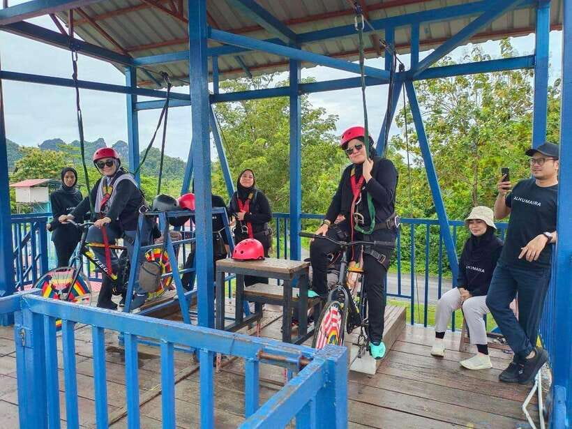 Langkawi: Adventure & Xtreme Park Ticket - Bungee Ejection and rock climbing test different nerves