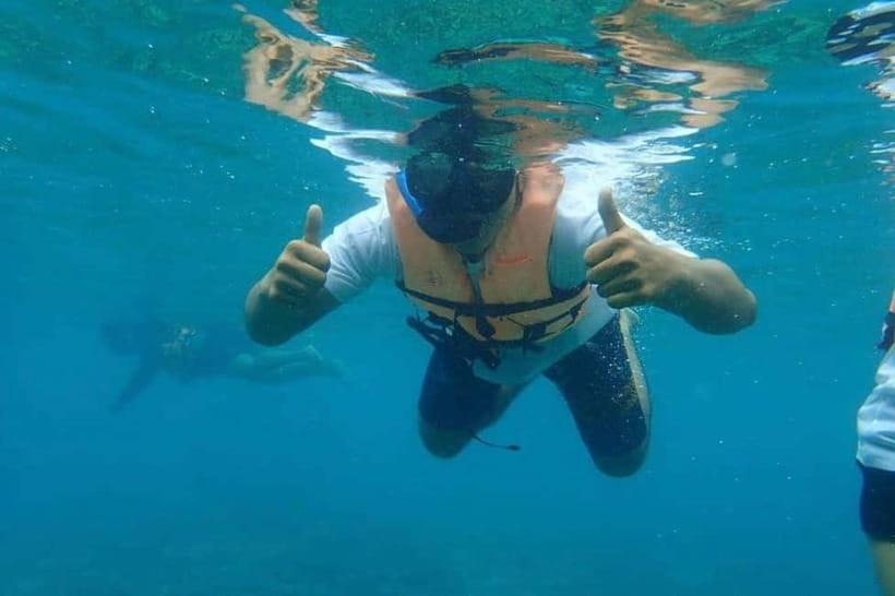 Langkawi: Floating Restaurant & Snorkeling Trip - Seventy-Five Minutes Around Pulau Dangli