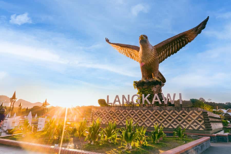 Langkawi: Half- or Full-Day Private Car Tour of Highlights - Why a private car works well on Langkawi