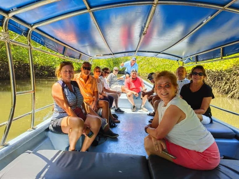 Langkawi: Iconic Landmarks & Natural Wonders Guided Tour - A smooth start from your Langkawi hotel