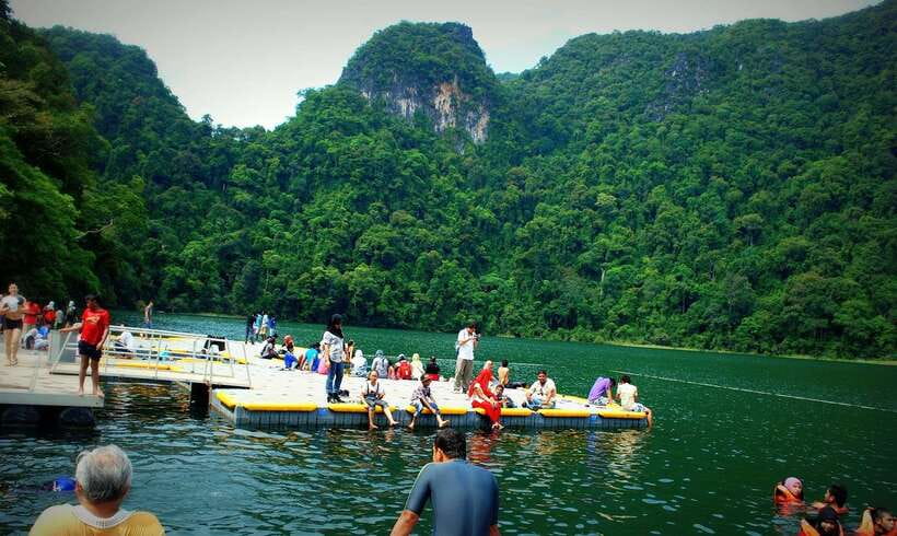 Langkawi: Island Hopping Tour - The morning boat ride and the eagle-feeding stop