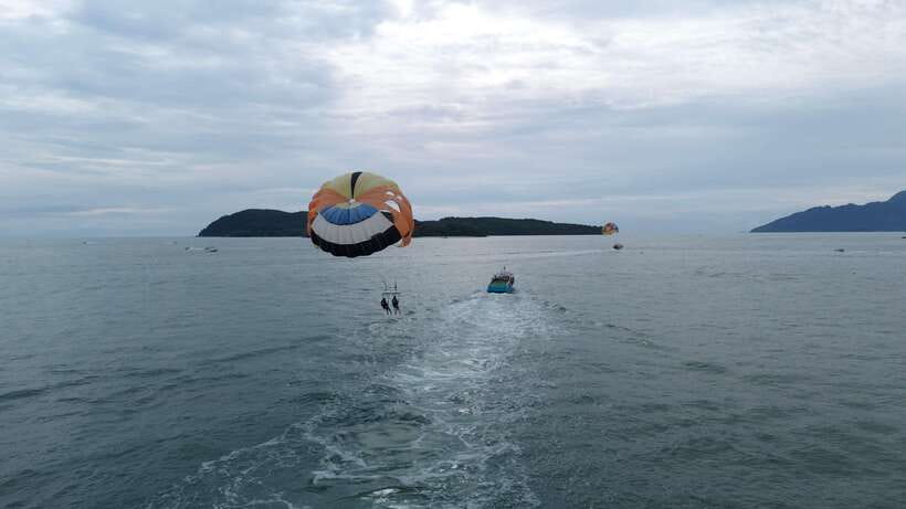 Langkawi: Jet Ski and Parasailing Tour - The Eagle Feeding Spot and marine park pause