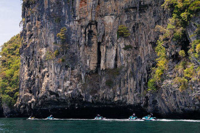 Langkawi Jet Ski Tour Bronze Package 2 Hours - Eagle watching at Singa Besar Island