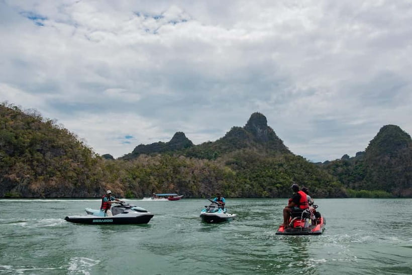 Langkawi: Jet Ski Tour UNESCO Kilim Geopark Free Video - A fast way into Kilim Geopark
