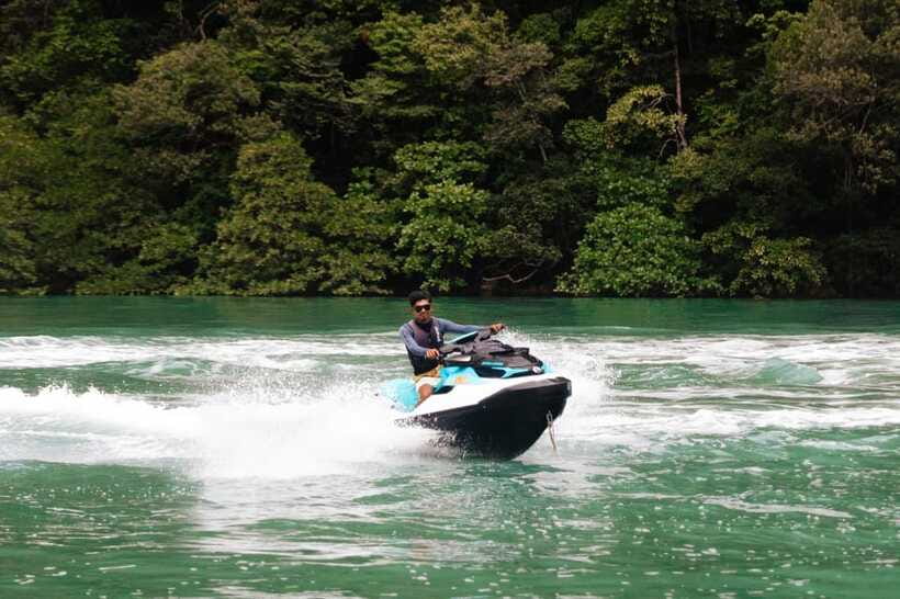 Langkawi Jetski Tour Rookie Package with Pickup and Drop-Off - Pulau Singa Besar and the eagle views