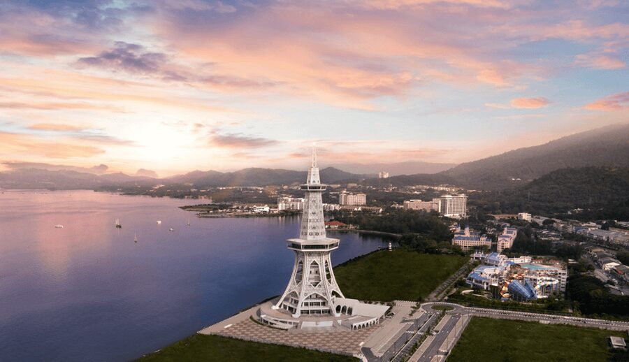 Langkawi: Maha Tower Langkawi Admission Ticket - The Sky Lounge, light refreshments, and gift shop