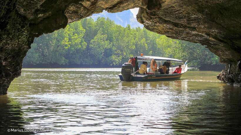 Langkawi: Mangrove Kilim UNESCO Geopark & Cave Tour - The eagle stop near the Kilim River