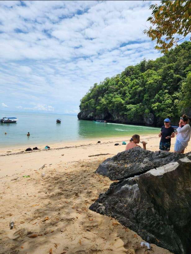 Langkawi:Mangrove Tour Private VIP Boat - Eagles, monkeys, and Crocodile Cave