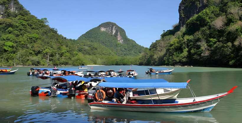 Langkawi: Mangrove Tour with Kilim Geoforest Park & Bat Cave - From mangrove channels to the Andaman Sea