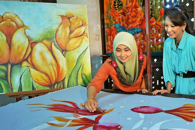 Langkawi Myth & Legend Tour MahsuriTomb TelagaTujuh BerasTerbakar - Pantai Cenang for beach time and shopping
