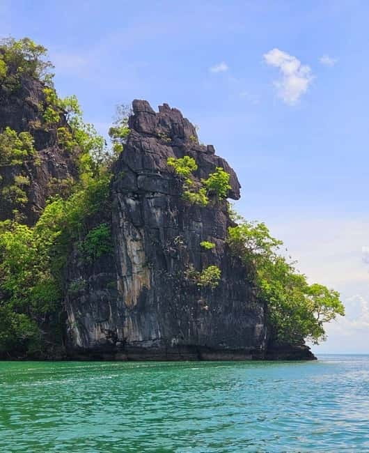 Langkawi: River Cruise and Sunset Cruise Lunch Available - The final 45 minutes toward the Andaman Sea