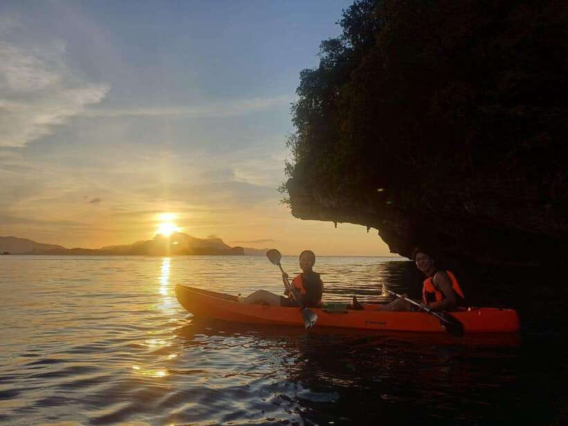 Langkawi: Sunset Kayaking Tour - Getting back after the 20:00 finish