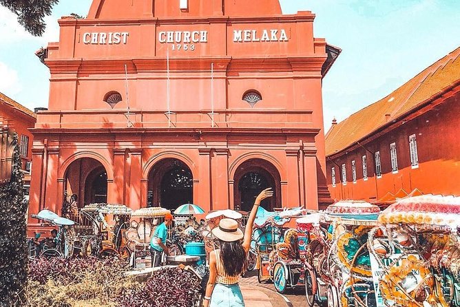 Malacca Instagram Tour: Most Famous Spots (Private & All-Inclusive) - Starting with Putra Mosque beside Putrajaya Lake