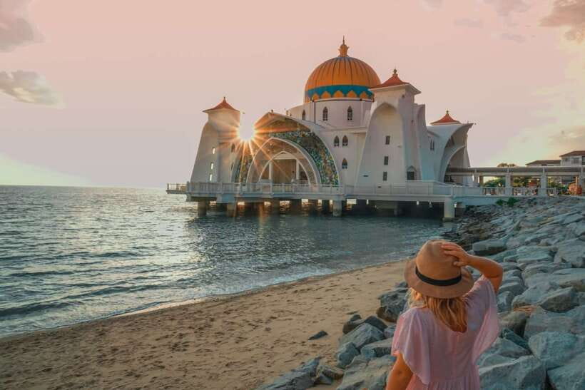 Malacca Instagram Tour: Top Spots (Private & All-Inclusive) - What this 10-hour Malacca day actually feels like