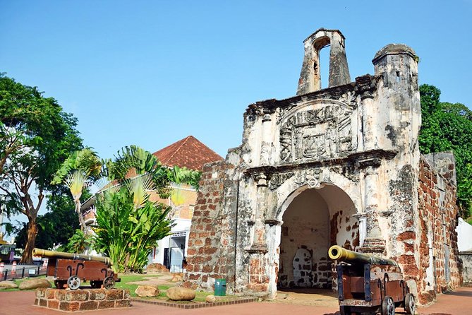 Malacca Sunset Tour: UNESCO Heritage Highlights & River Cruise - Seeing old Malacca from the river