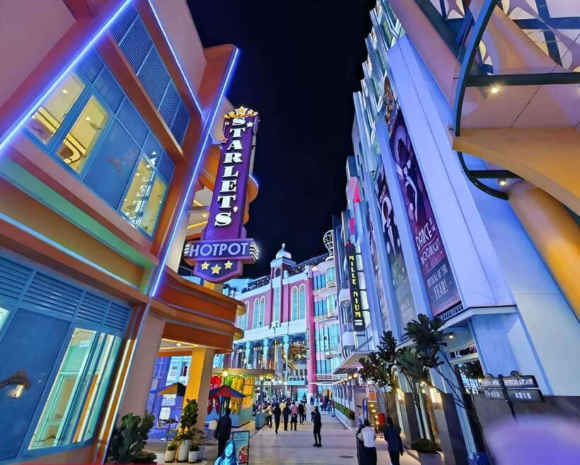 Malaysia: Genting SkyWorlds Theme Park Ticket - Liberty Lane adds a patriotic American theme