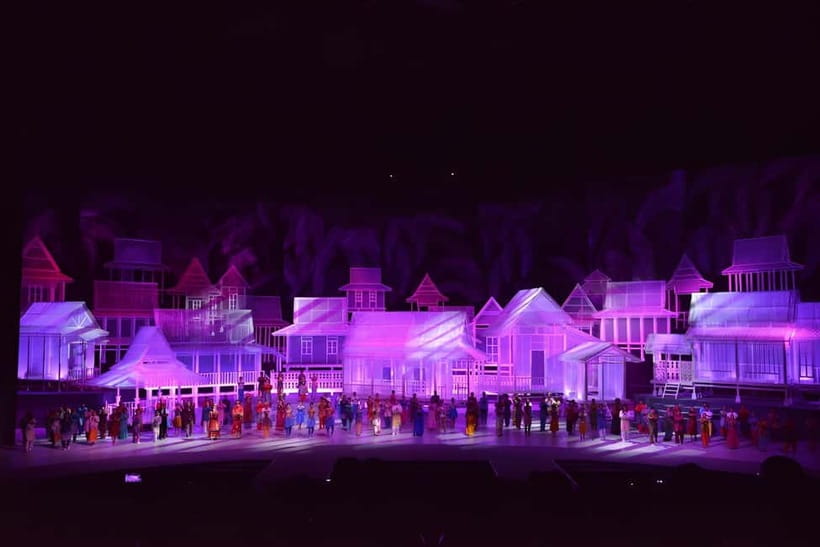 Melaka: Encore Melaka 70 mins Live Performance Ticket - Who will enjoy Encore Melaka most