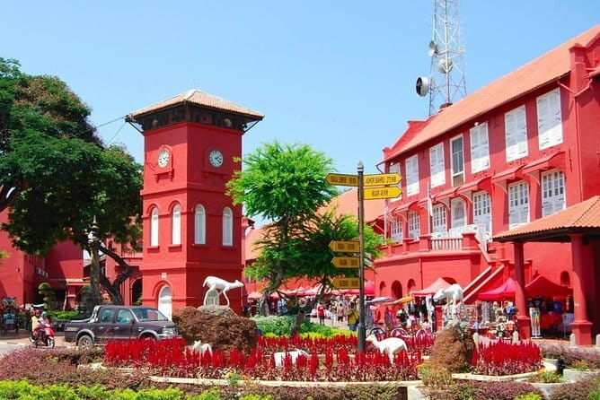 Melaka Full-Day Trip From Kuala Lumpur - Harmony Street: temple, mosque, and layered identity
