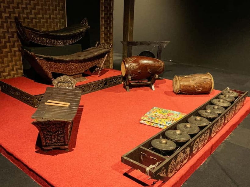 Melaka: Malaysia Heritage Studios Entry Ticket - Start with the replica houses
